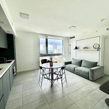 2 Bedrooms Design Condo Downtown Miami Pool And Gym Luaran gambar