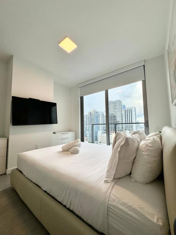 2 Bedrooms Design Condo Downtown Miami Pool And Gym Luaran gambar